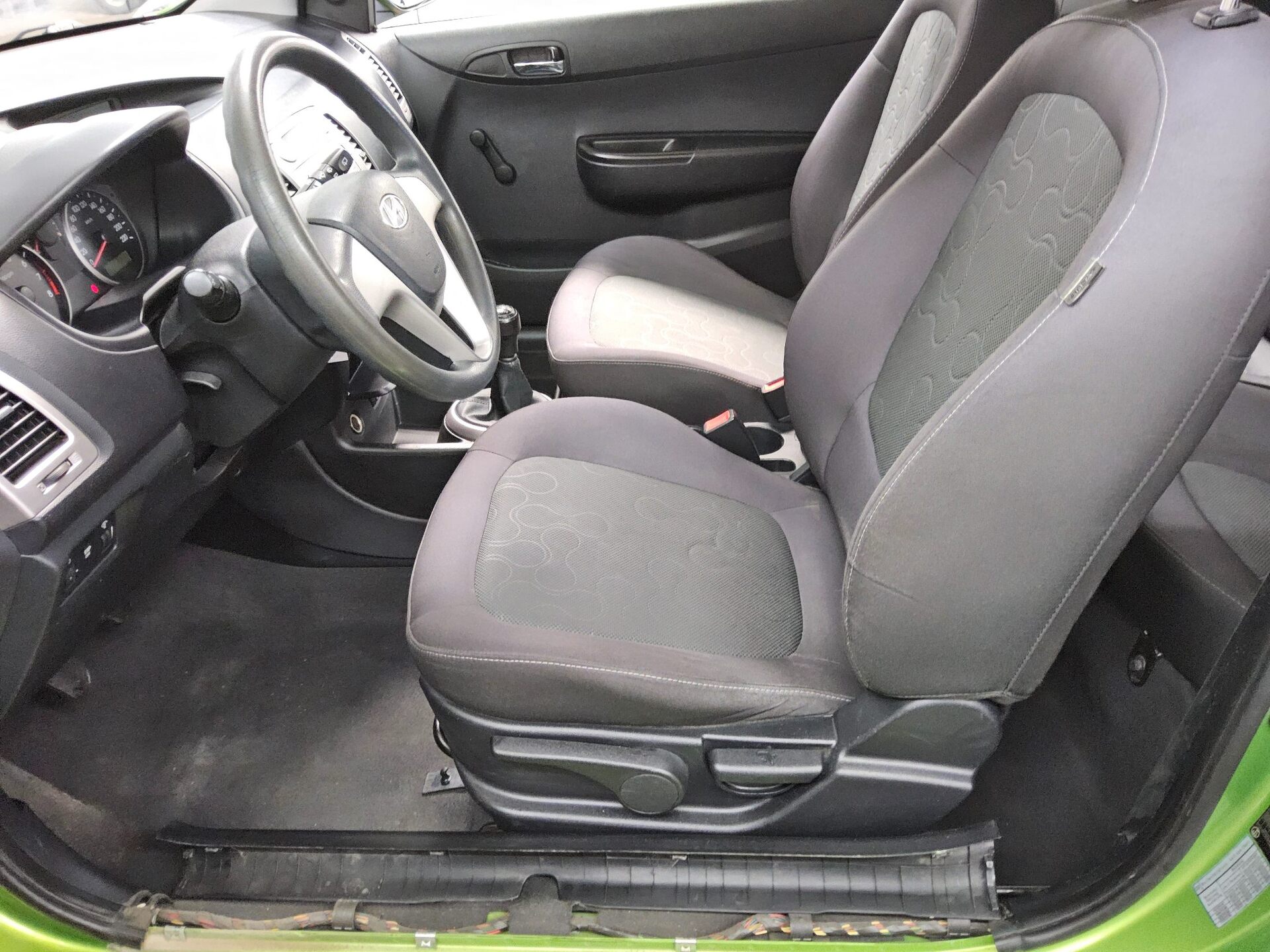 Hyundai i20 1.2 Classic Klima CD HU 07/27 8