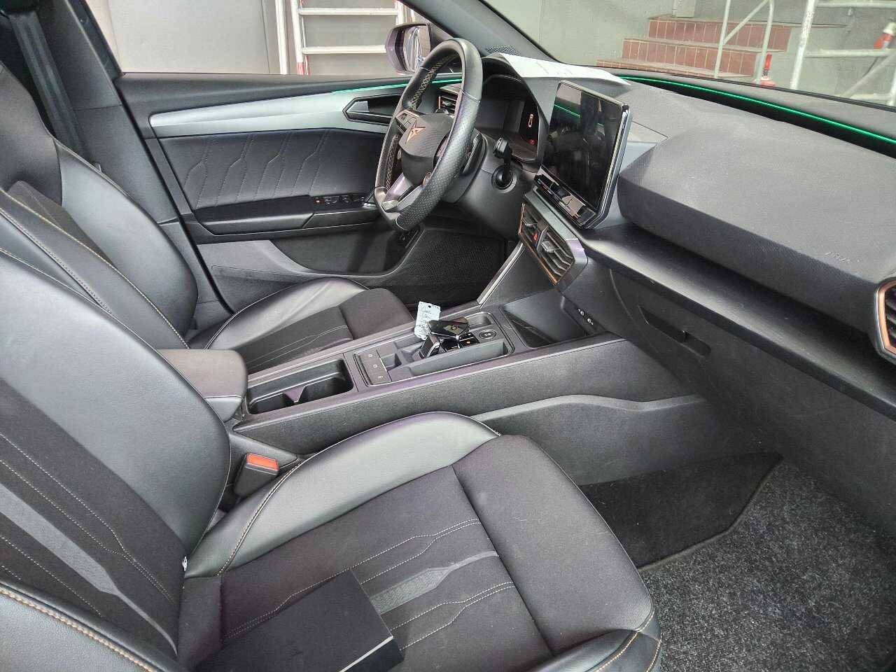 Cupra Leon 1.4 e-Hybrid NAVI KLIMA LED RADIO AID 5