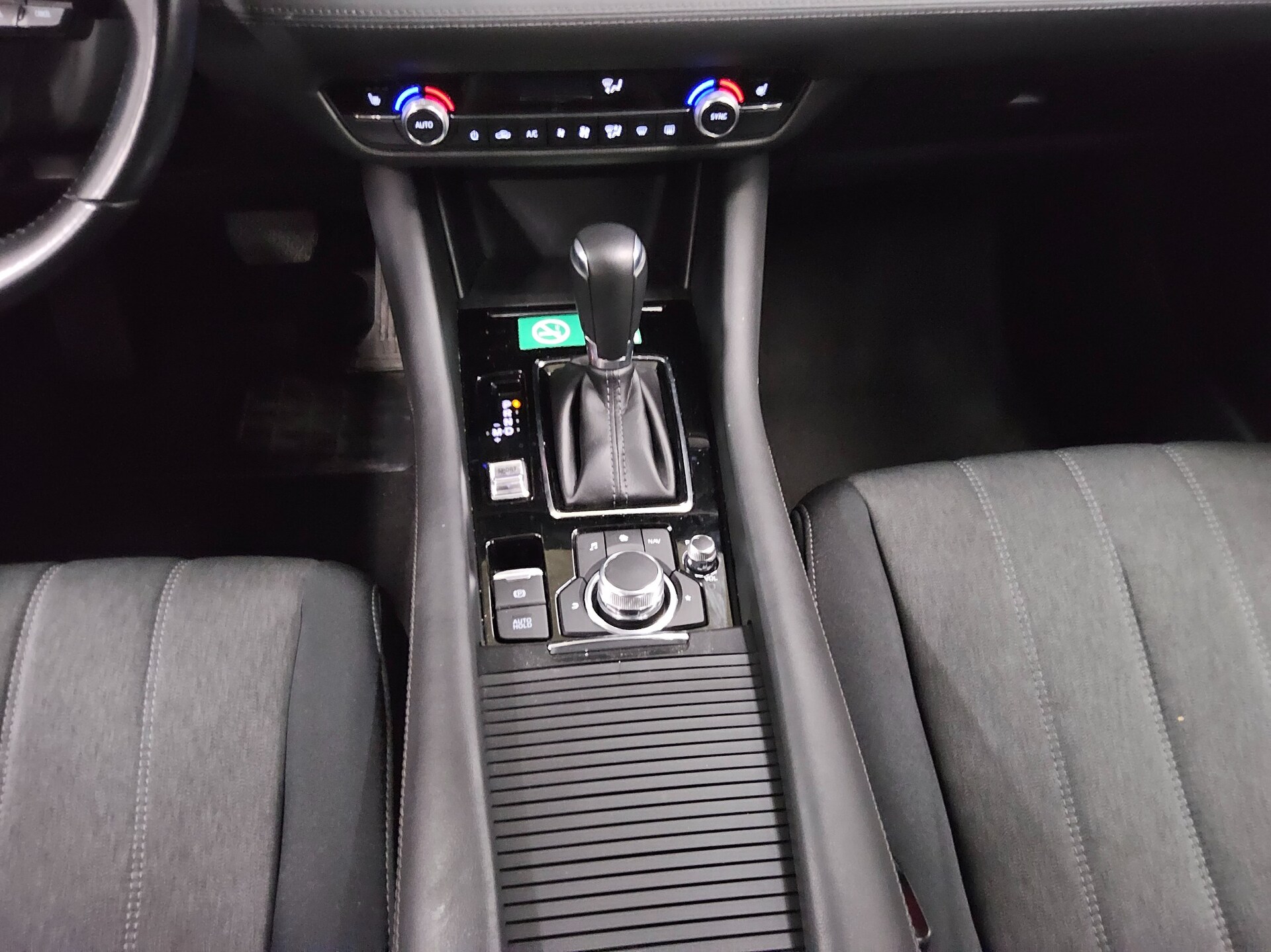 Mazda 6 Kombi 2.0 SKYACTIV-G Center-Line Navi LED PDC SHZ Lane 6