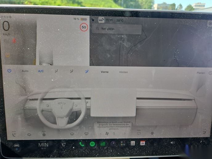 Tesla Model Y LEDER NAVI LED PANO SHZ 8