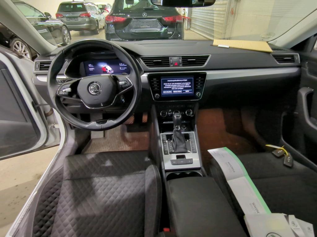 Skoda Superb Kombi 2.0 TDI Ambition NAVI LED PDC AHK 5