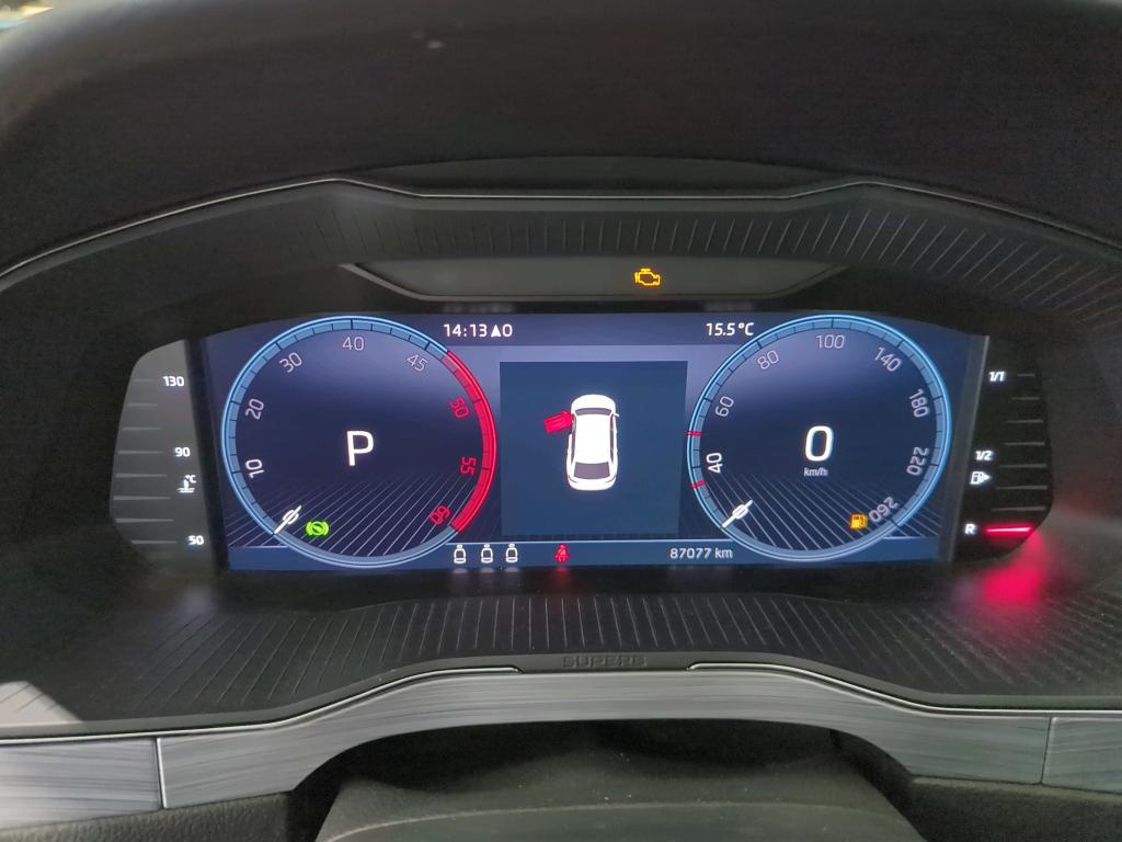 Skoda Superb Kombi 2.0 TDI Ambition NAVI LED PDC AHK 7