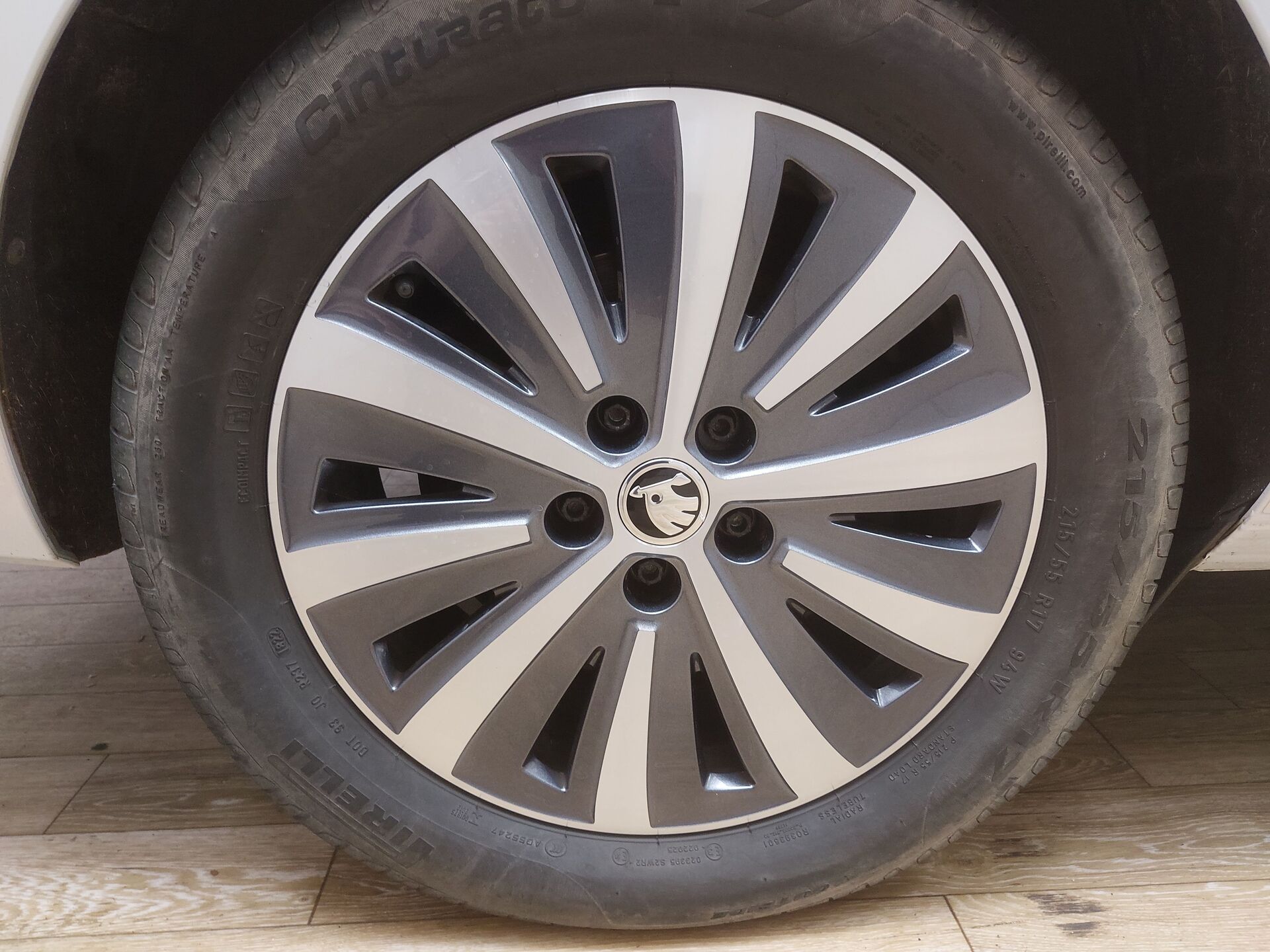 Skoda 2.0 TDI 2.0 TDI Ambition NAVI LED DC Sound 11