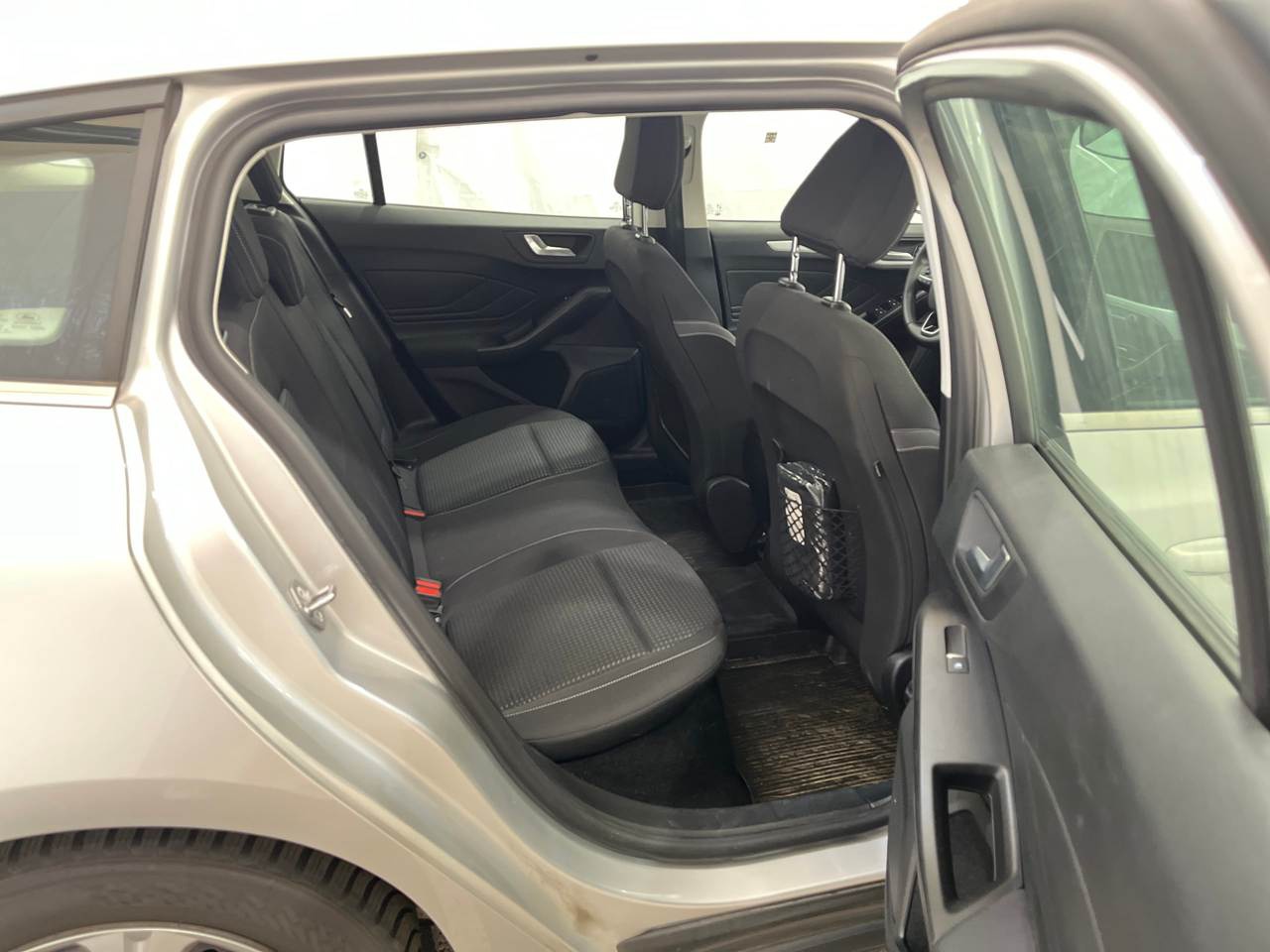 Ford Focus Turnier 2.0 EB Cool&Connect NAVI LED PDC 7