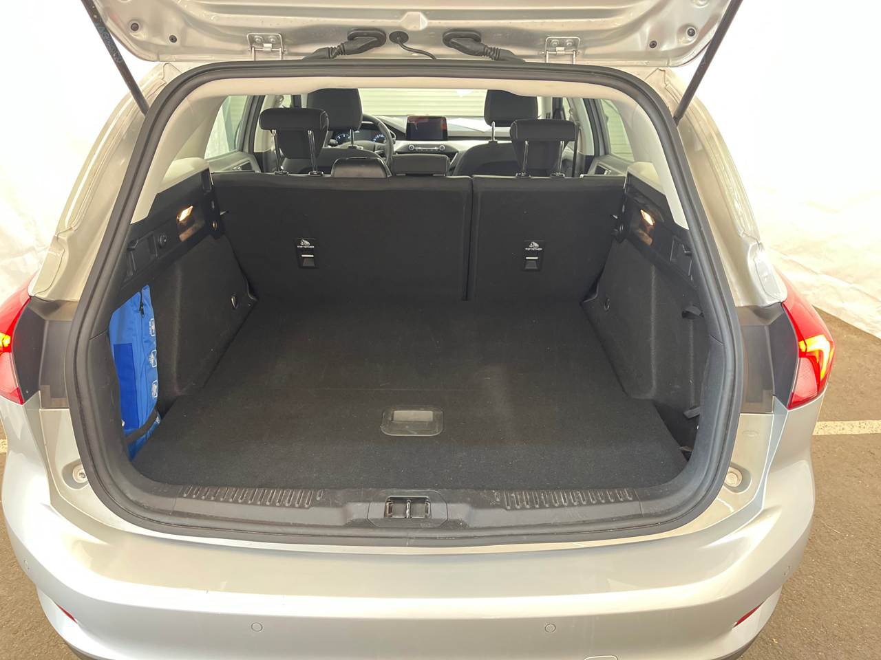 Ford Focus Turnier 2.0 EB Cool&Connect NAVI LED PDC 11