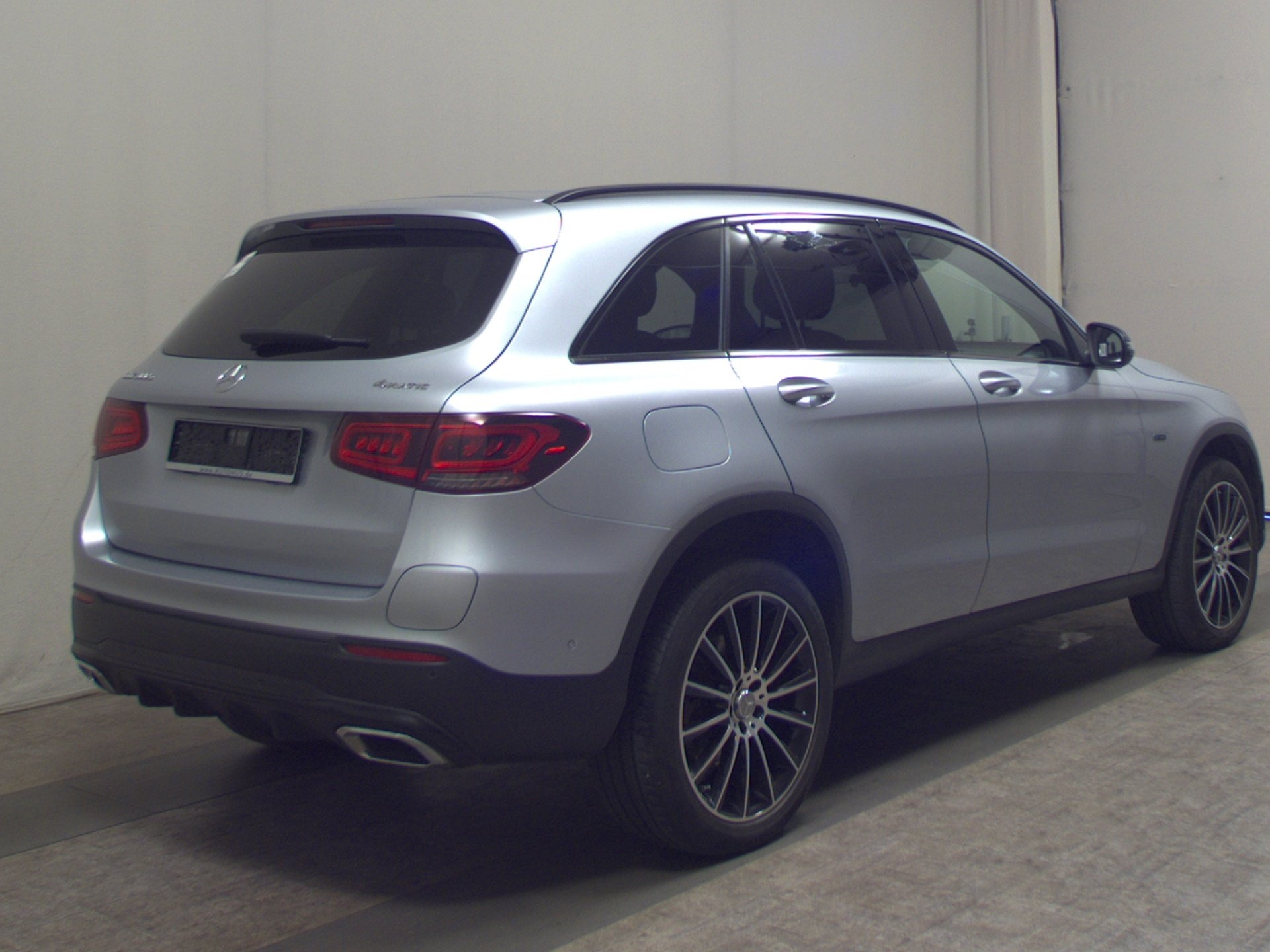 Mercedes-Benz GLC 300 e AMG-Line Night Navi MB-LED Widescreen Pano 4