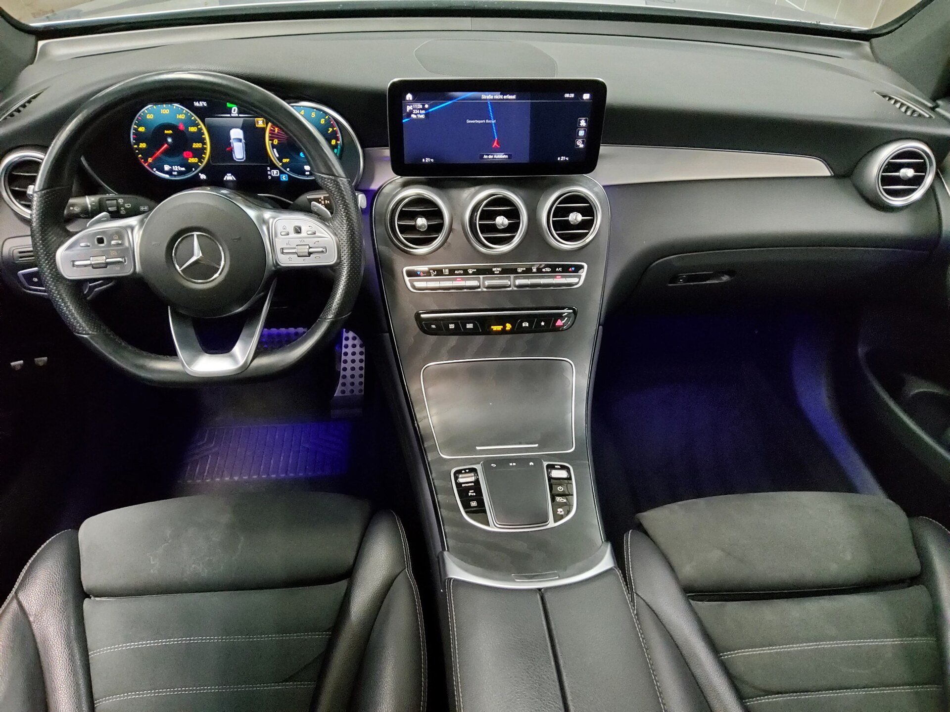 Mercedes-Benz GLC 300 e AMG-Line Night Navi MB-LED Widescreen Pano 5