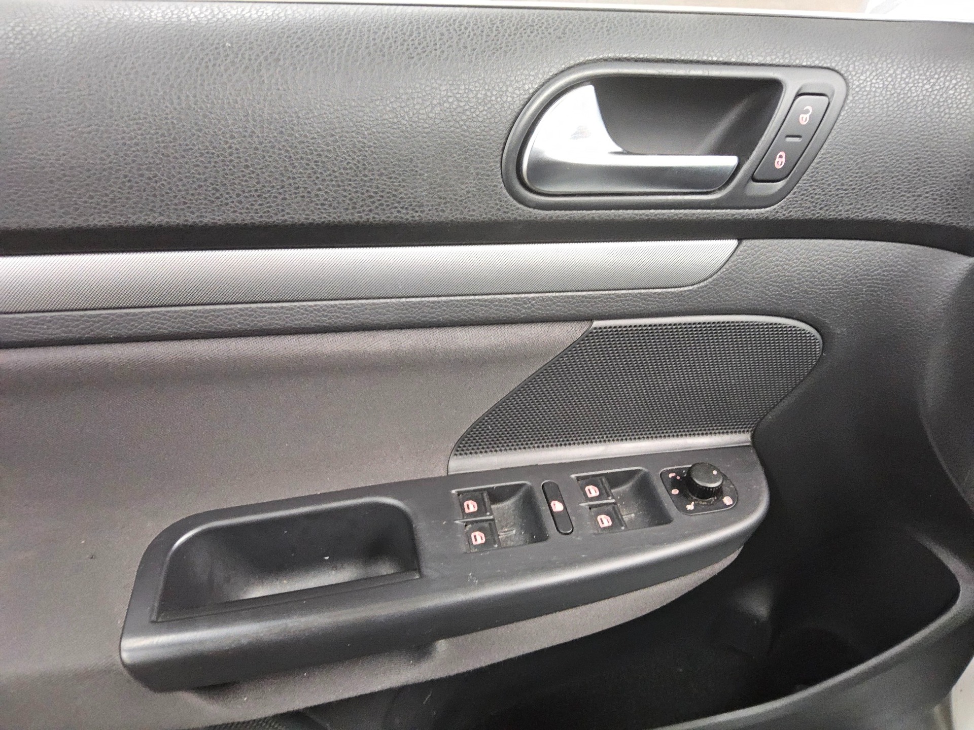 Volkswagen Golf 1.4 TSI Comf. Klima Shz CD Tempomat 9