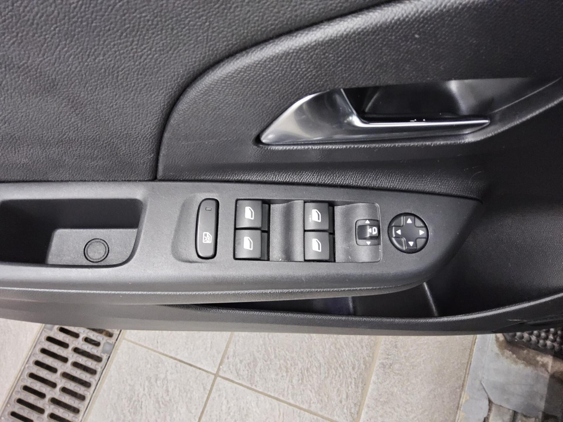 Opel Corsa 1.2 Turbo Elegance LED Shz Rückfahrkamera 10