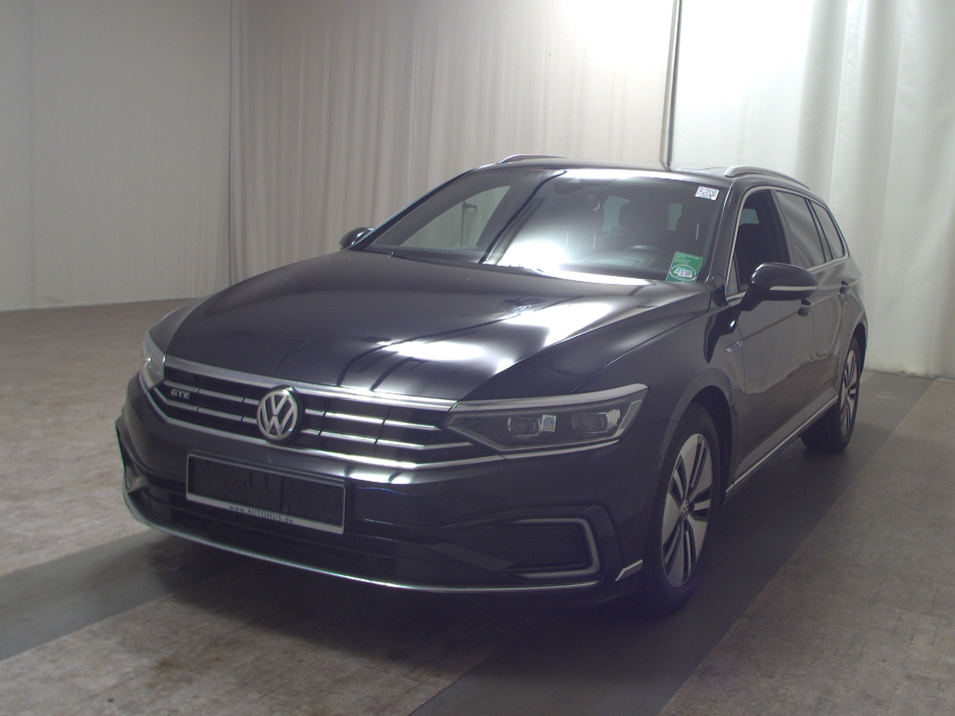 Volkswagen Passat Var. GTE 1.4 TSI Navi LED Leder DCC Pano 2