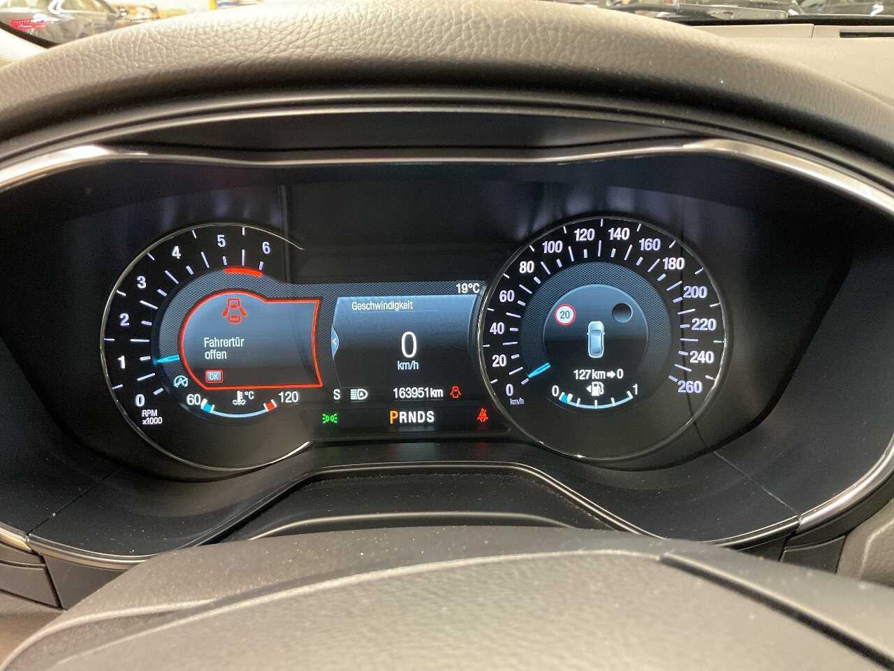Ford Mondeo Turnier 2.0 EB Titanium Navi LED RFK SHZ 9