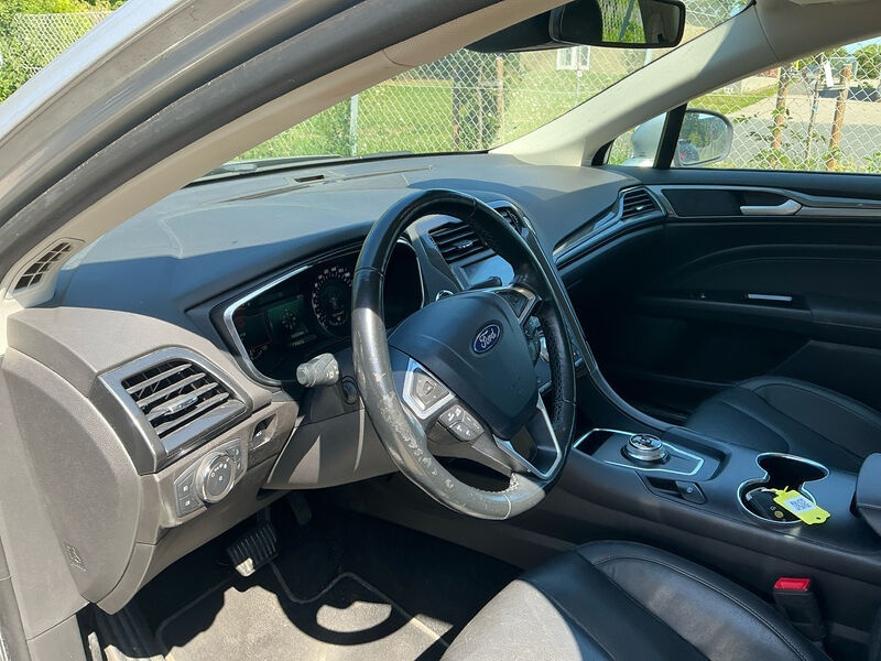 Ford Mondeo Turnier 2.0 EB Titanium Leder Navi LED 5