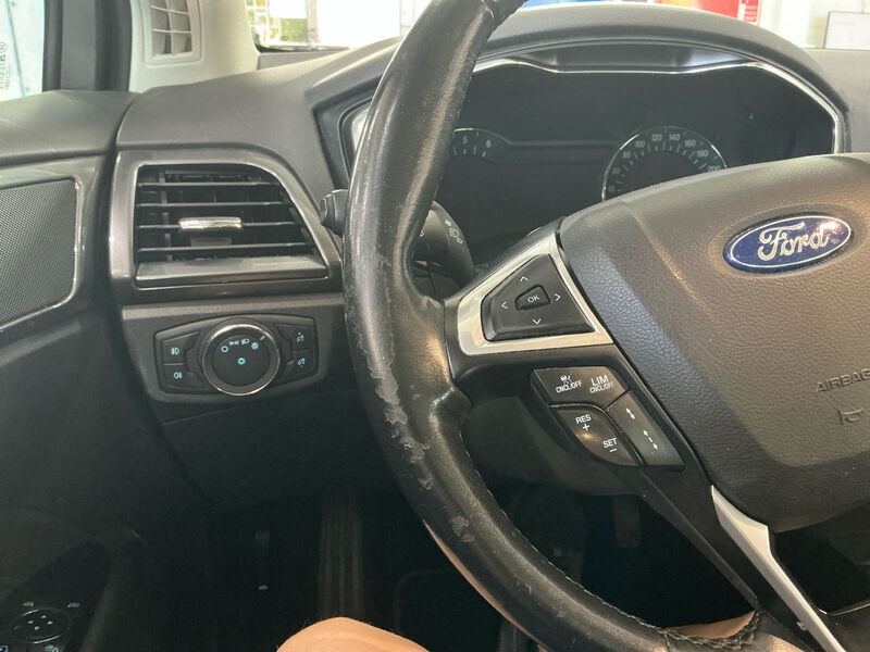 Ford Mondeo Turnier 2.0 EB Titanium Leder Navi LED 11