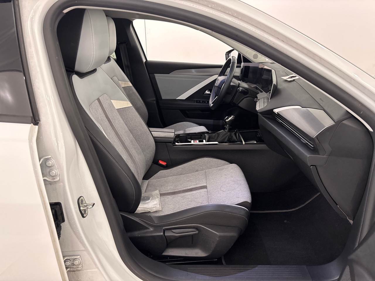 Opel Astra ST 1.5 D Business Elegance NAVI SHZ RFK LED SPURHALTE 6