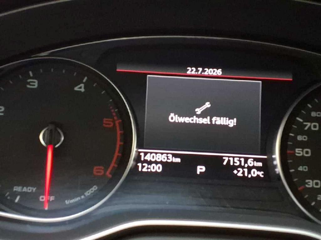 Audi A4 Avant 35 TDI Navi LED AHK PDC SHZ 6