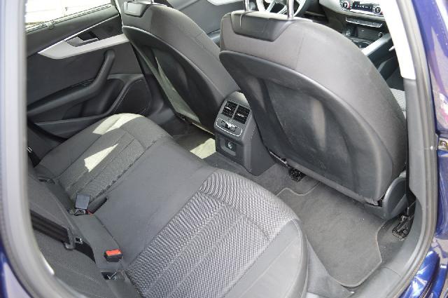 Audi A4 Avant 35 TDI Navi LED AHK PDC SHZ 9