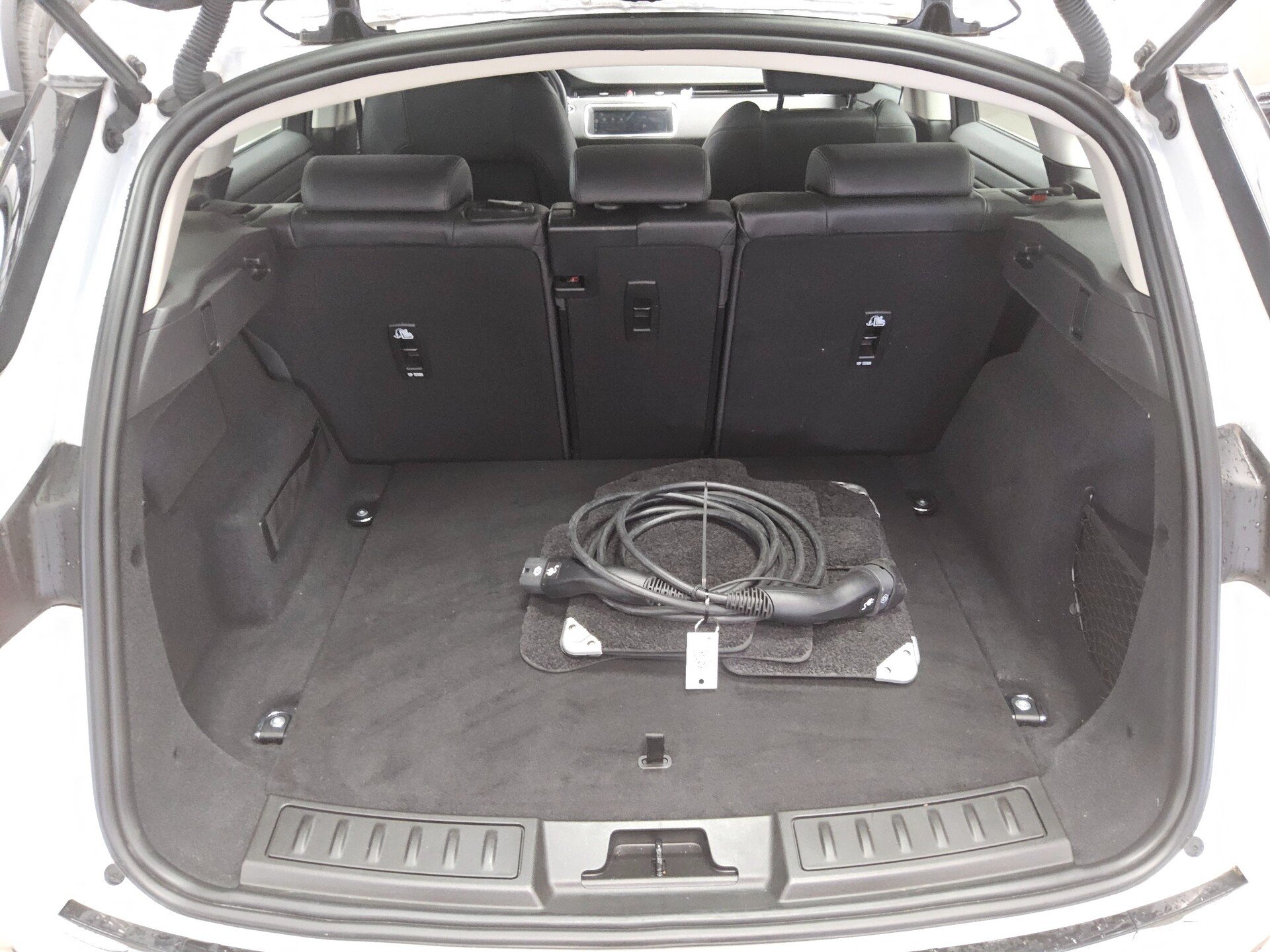 Land Rover Range Rover Evoque 1.5 P300e Hybrid Navi LED RFK 11