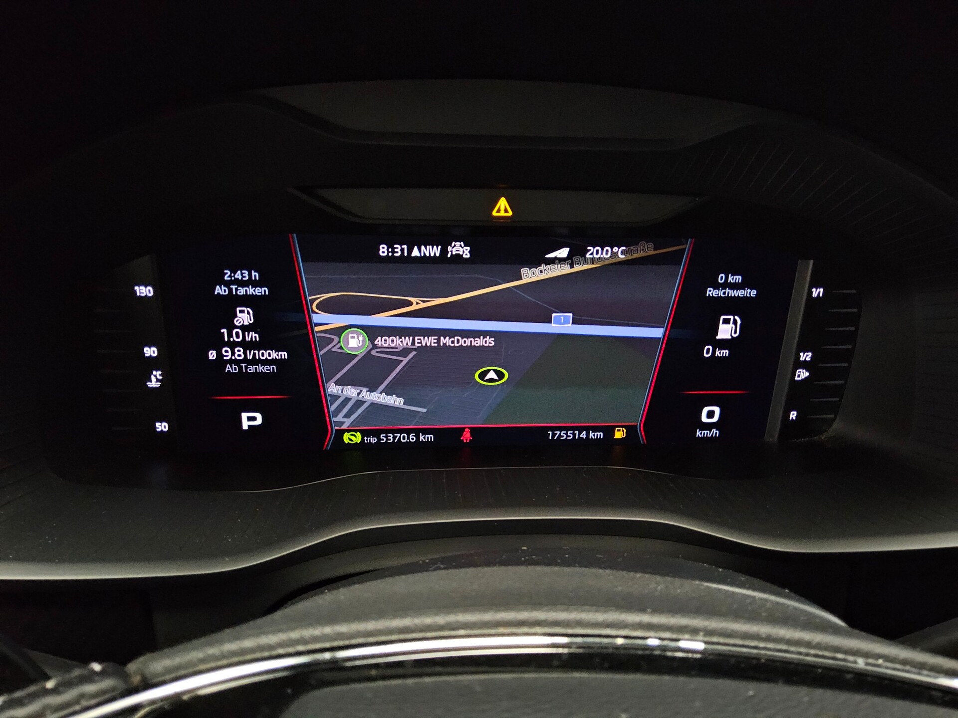 Skoda Kodiaq 2.0 TDI SportLine Navi LED Virtual DCC AHK 4xSHZ 8