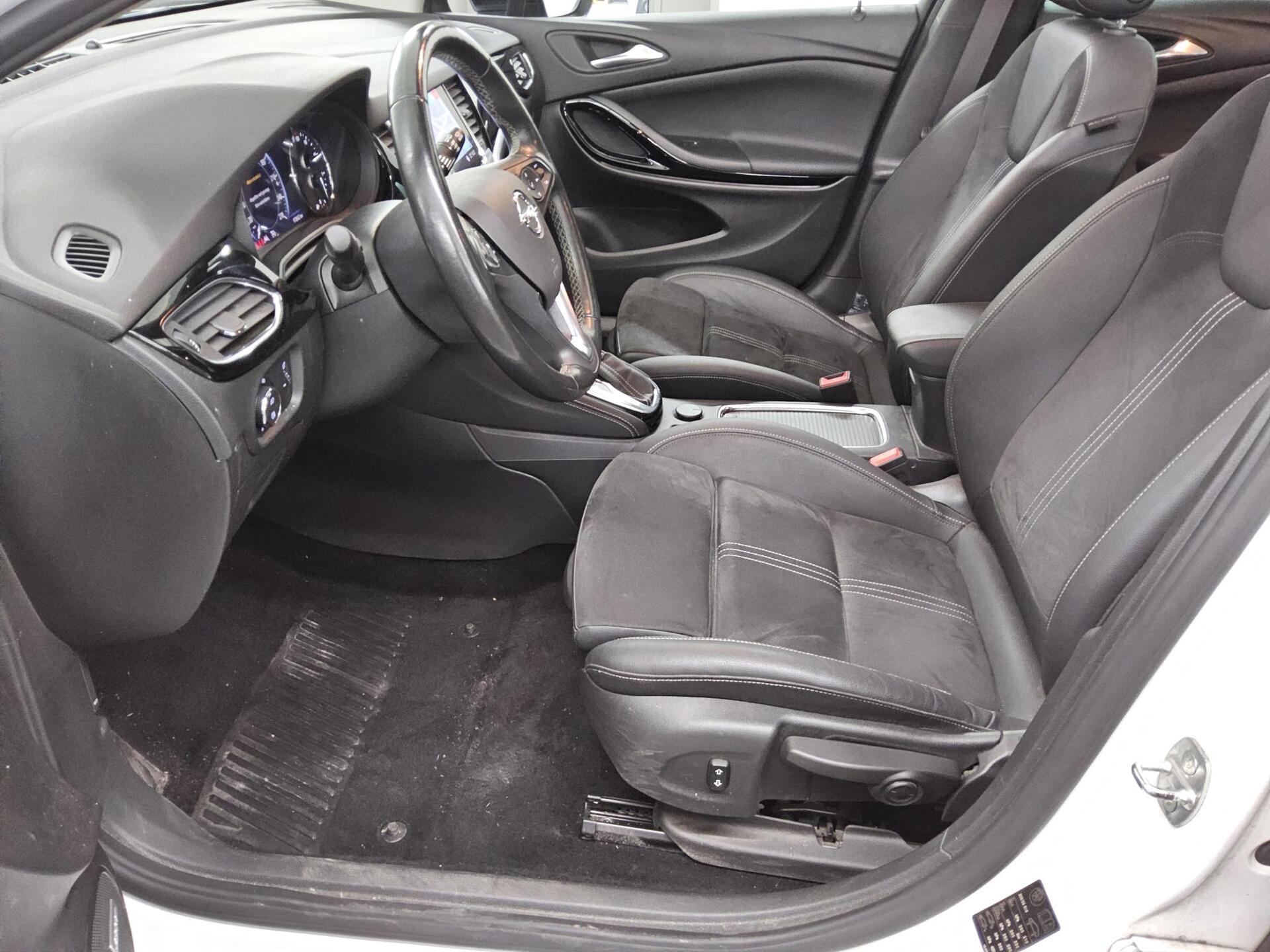 Opel Astra ST 1.5 D Elegance Navi LED GSD T-Leder AHK 8