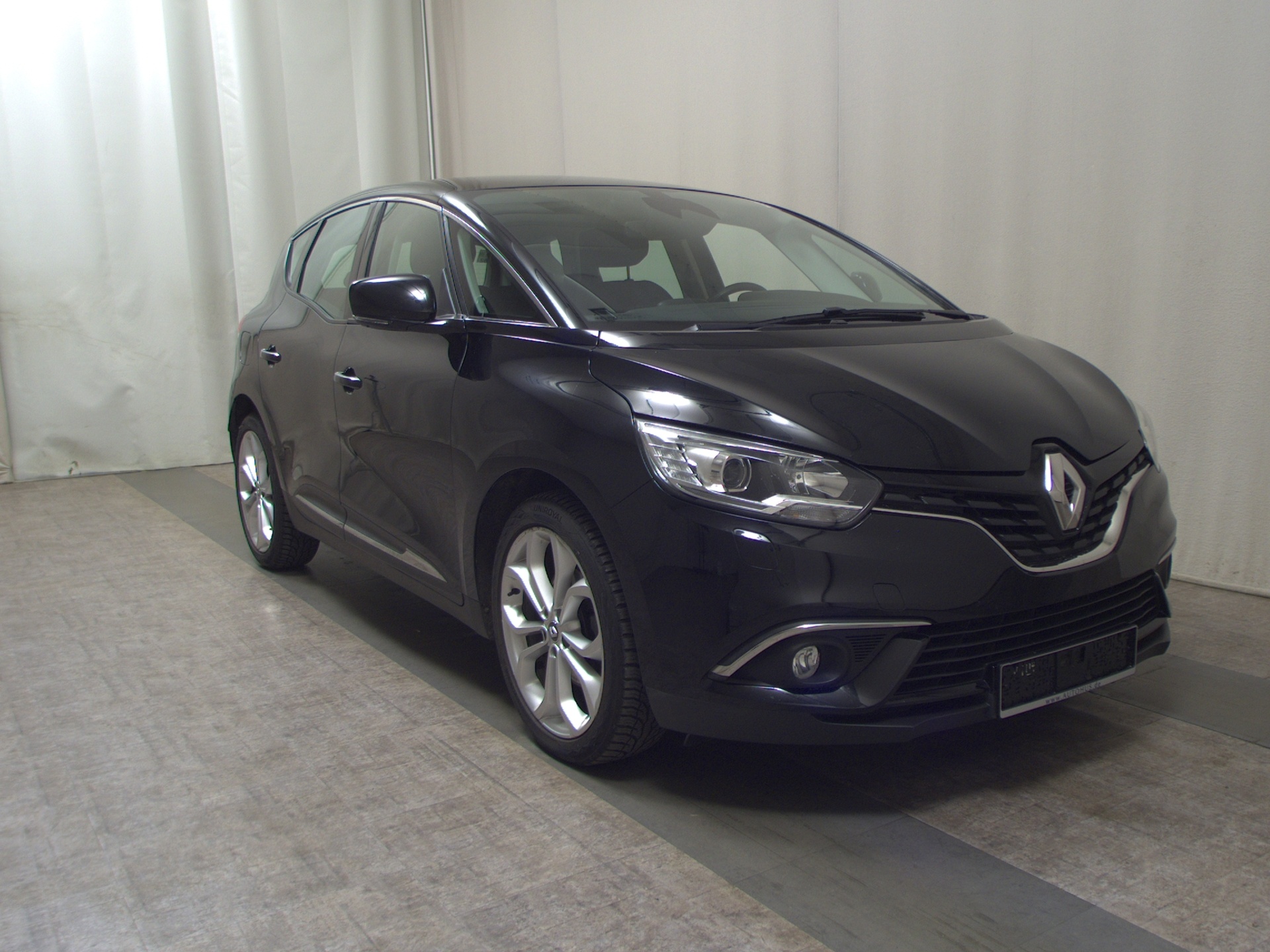 Renault Scenic 1.2 Navi Tempomat Klima AHK 3
