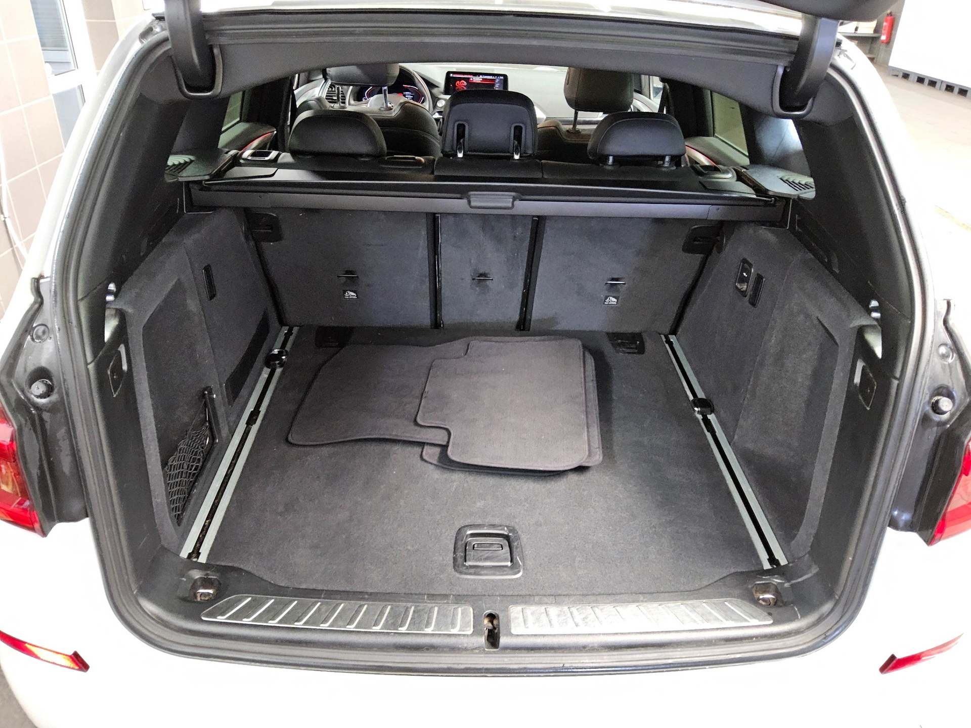 BMW X3 xDrive20d X-Line Navi LED LC-Pro RFK AHK HiFi 12