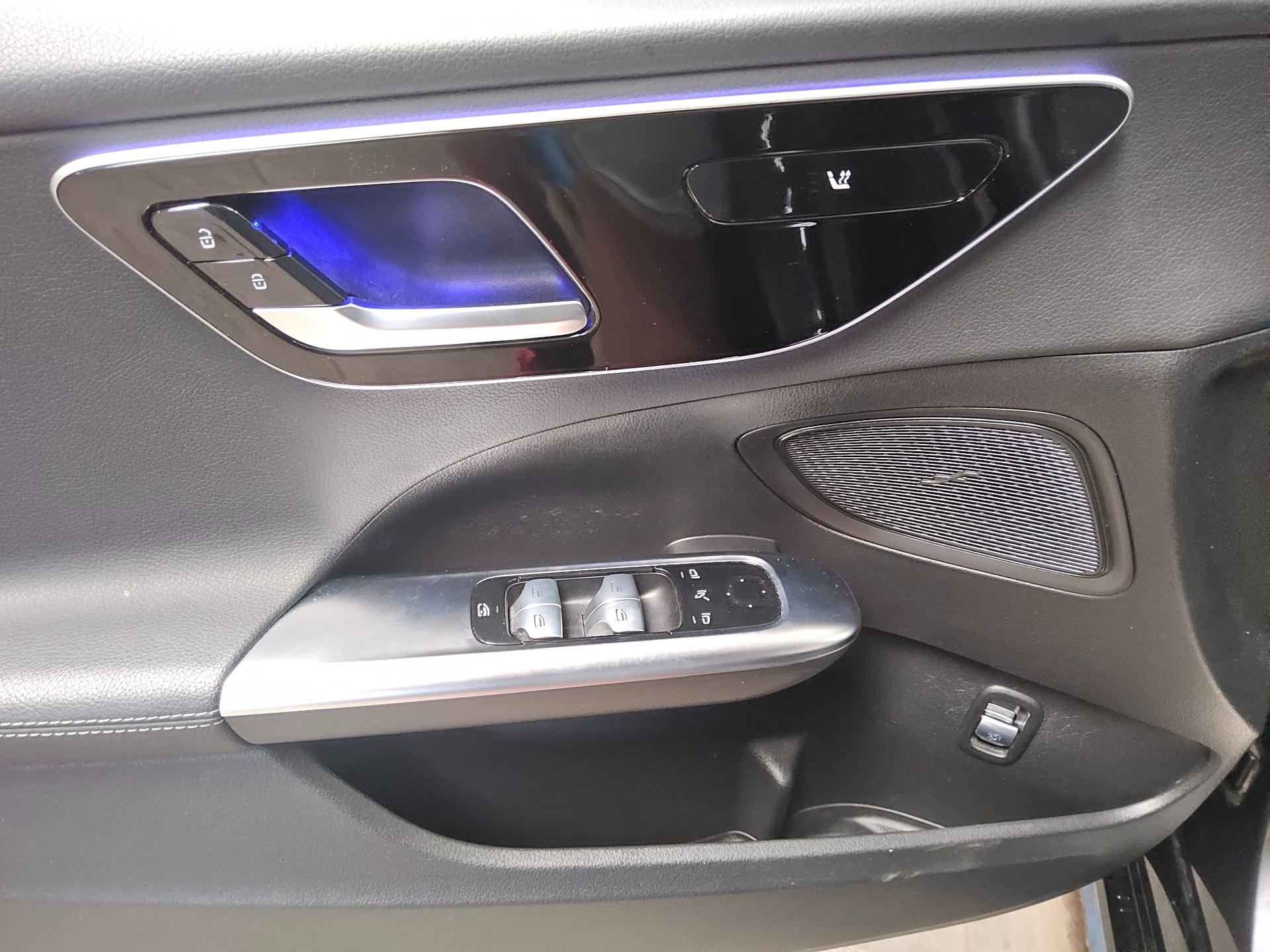 Mercedes-Benz C 220 T d Avantgarde T-Leder Navi LED RfK AHK 10