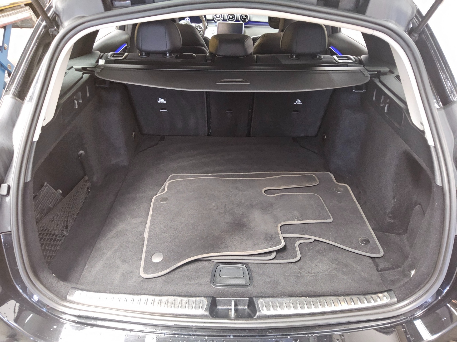 Mercedes-Benz C 220 T d Avantgarde T-Leder Navi LED RfK AHK 12
