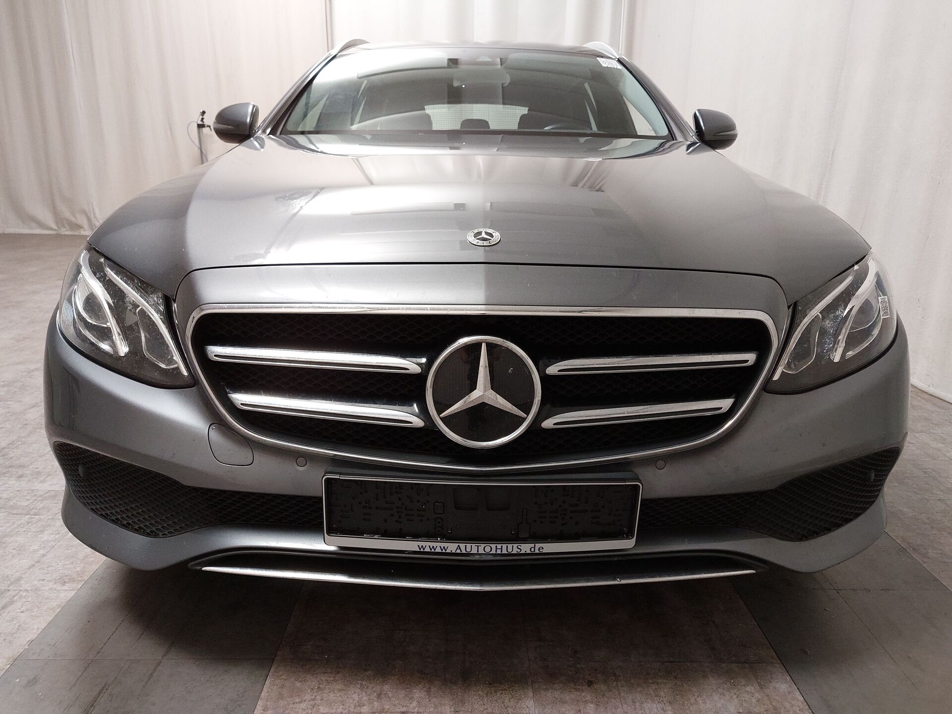 Mercedes-Benz E 220 T d Avantgarde NAVI LED LEDER SHZ PDC 5