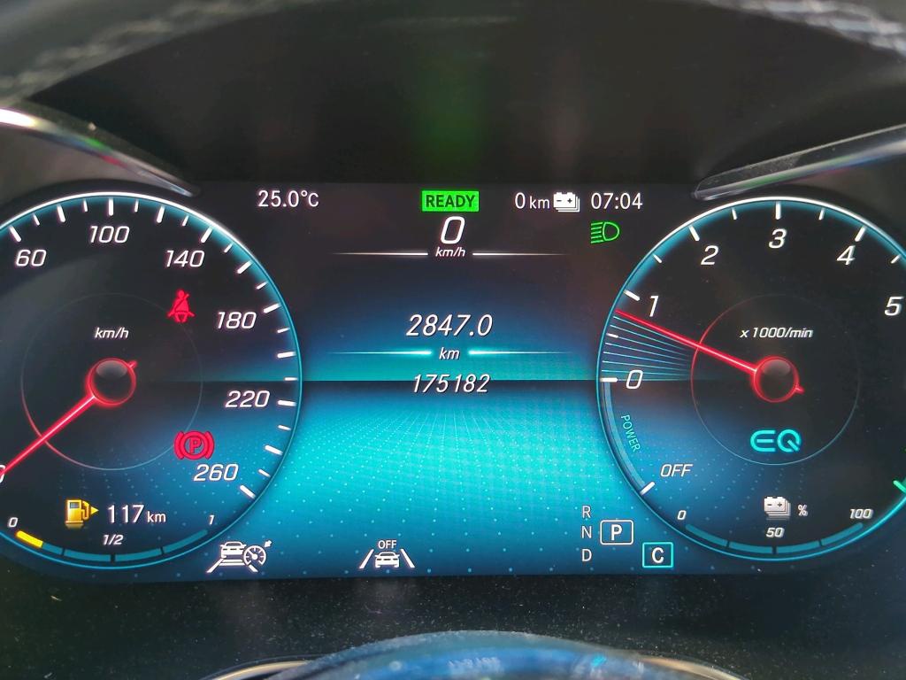 Mercedes-Benz GLC 300 de 4M AMG-Line AMG-LINE NAVI SPORTSITZE LED RADIO 8