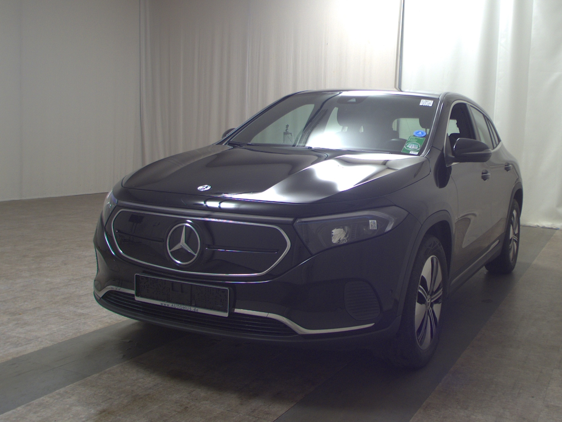 Mercedes-Benz EQA 250 Navi LED Shz PDC 2