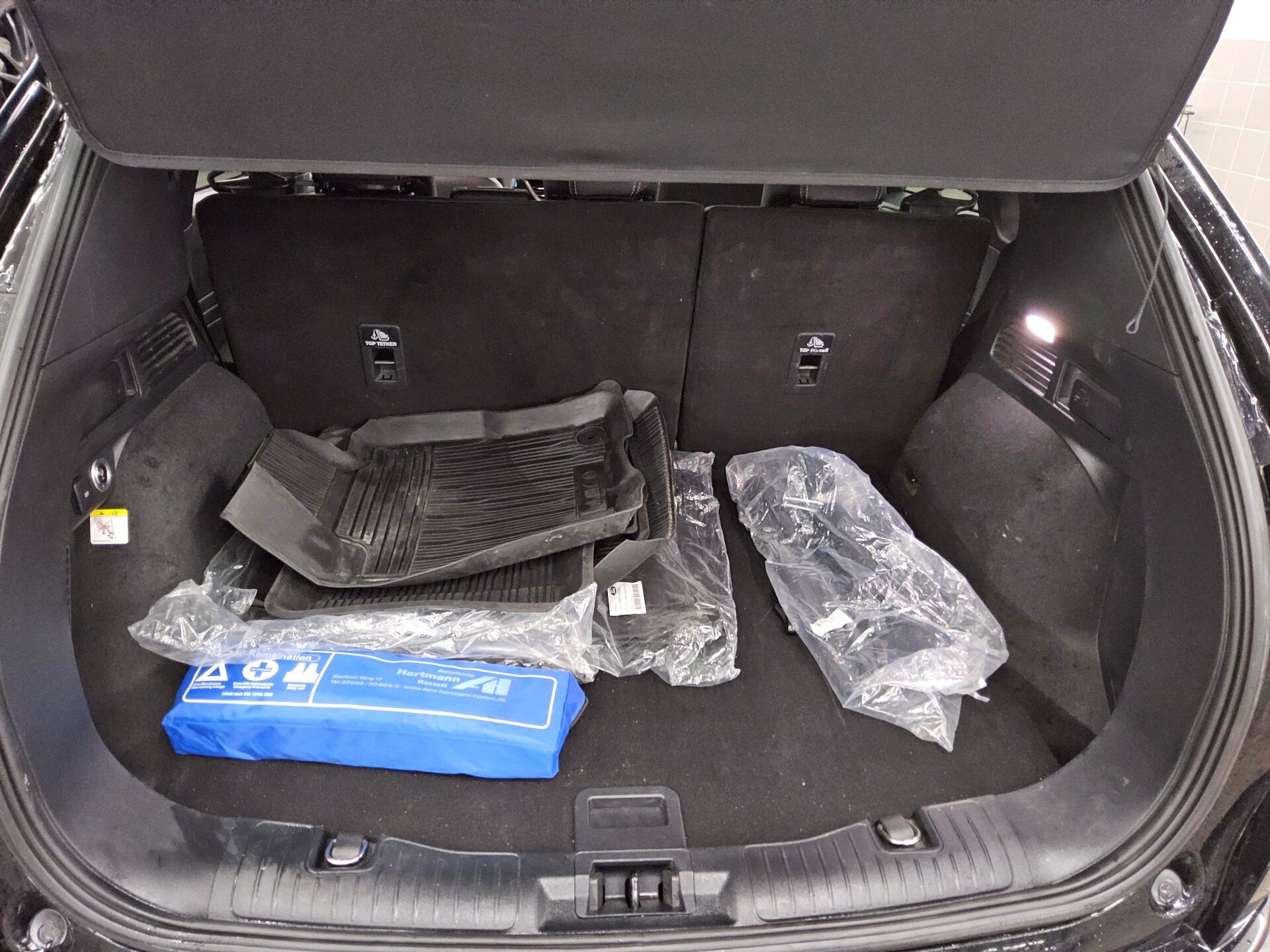 Ford Kuga 2.0 EB Titanium X Navi LED vc HuD B&O RfK 12