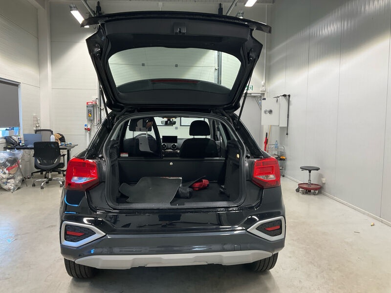 Audi Q2 30 TDI advanced NAVI KLIMAAUT SHZ RFK LED 9