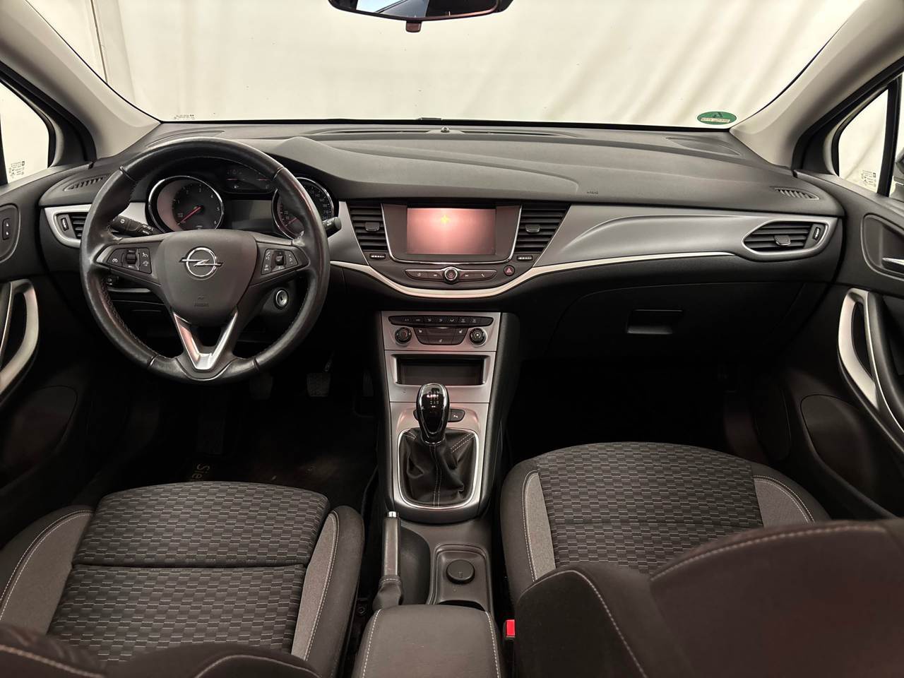 Opel Astra ST 1.5 D Business Ed. NAVI LED SHZ PDC 5