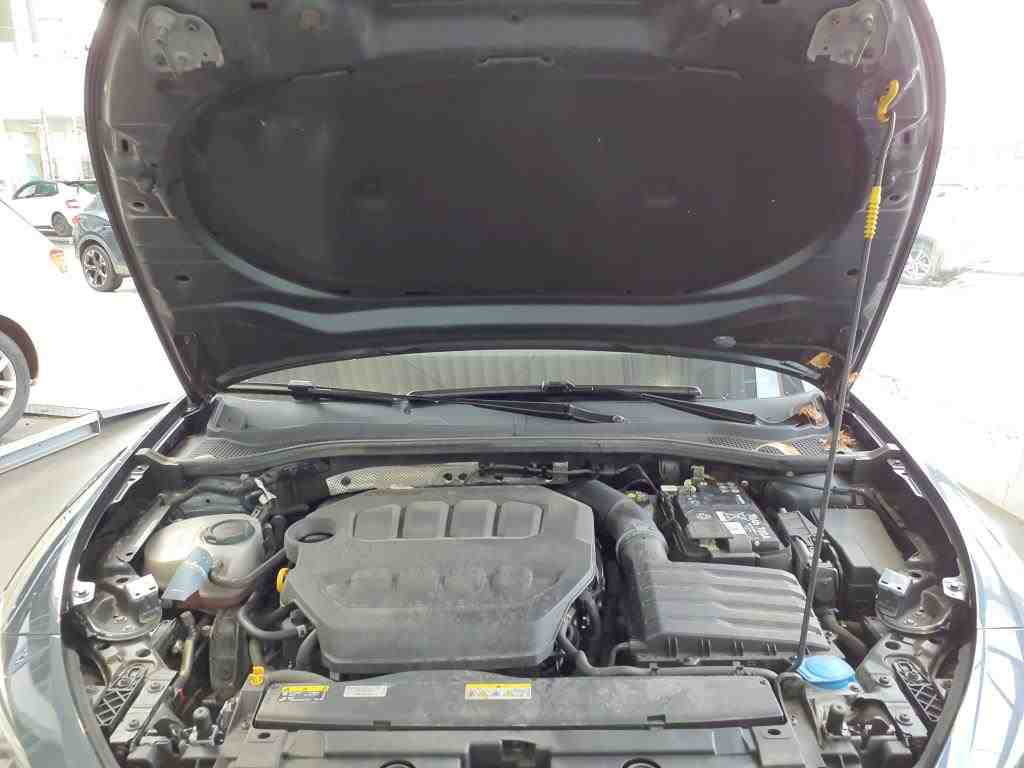 Cupra Leon 2.0 TSI T-LEDER NAVI KLIMAAUT LED SPORTSITZE 11