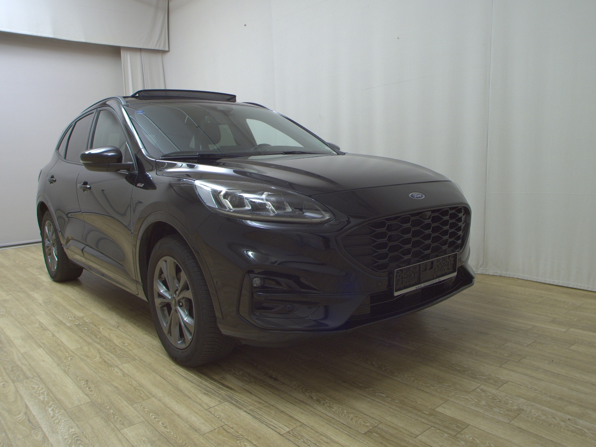 Ford Kuga 2.0 EB ST-Line X Navi LED RfK Pano AHK PDC 3