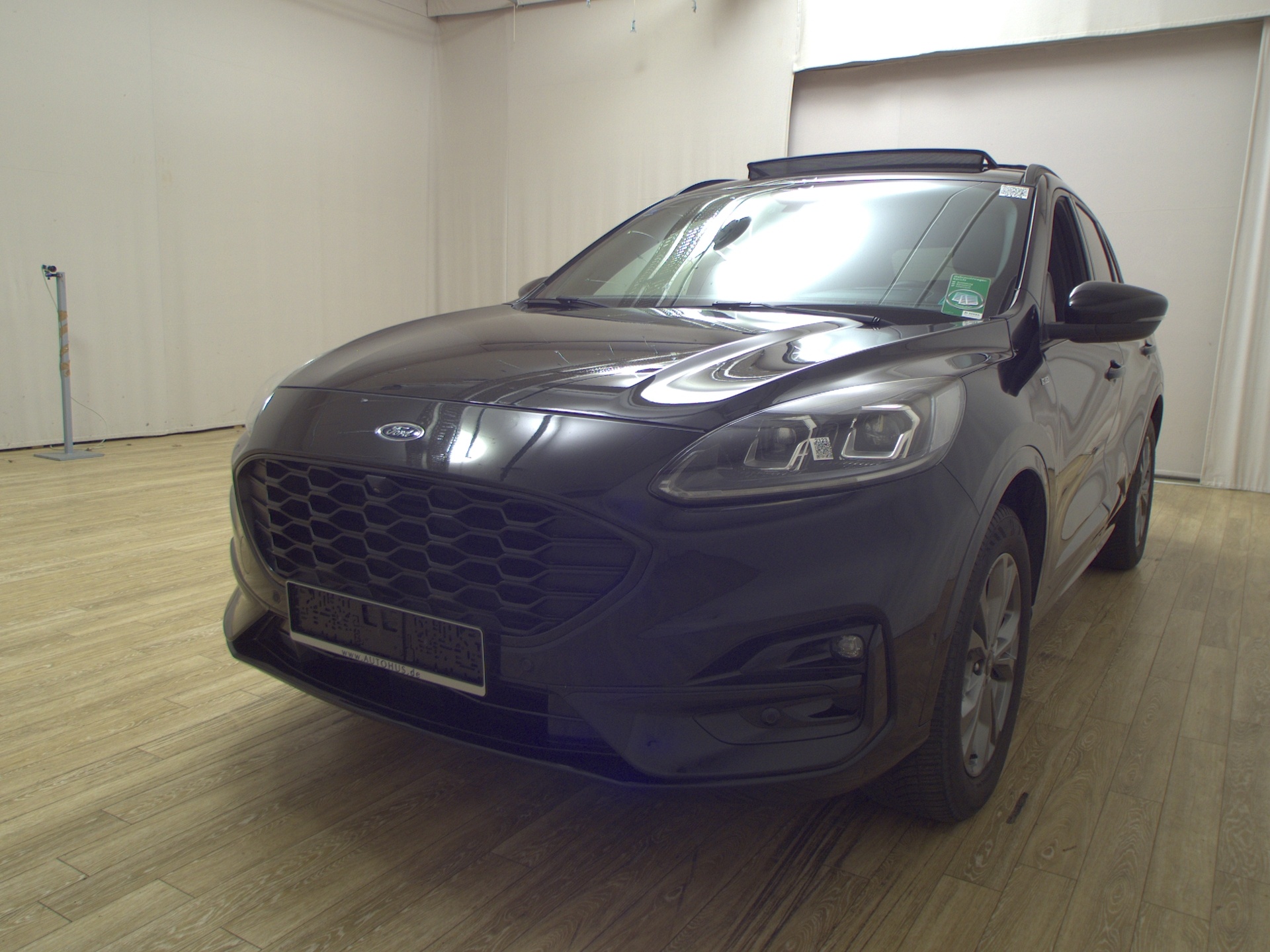 Ford Kuga 2.0 EB ST-Line X Navi LED RfK Pano AHK PDC 2