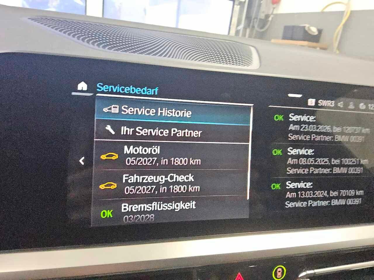 BMW 330e Touring Sport-Line Navi LED LC-Pro Harman Shadow 9