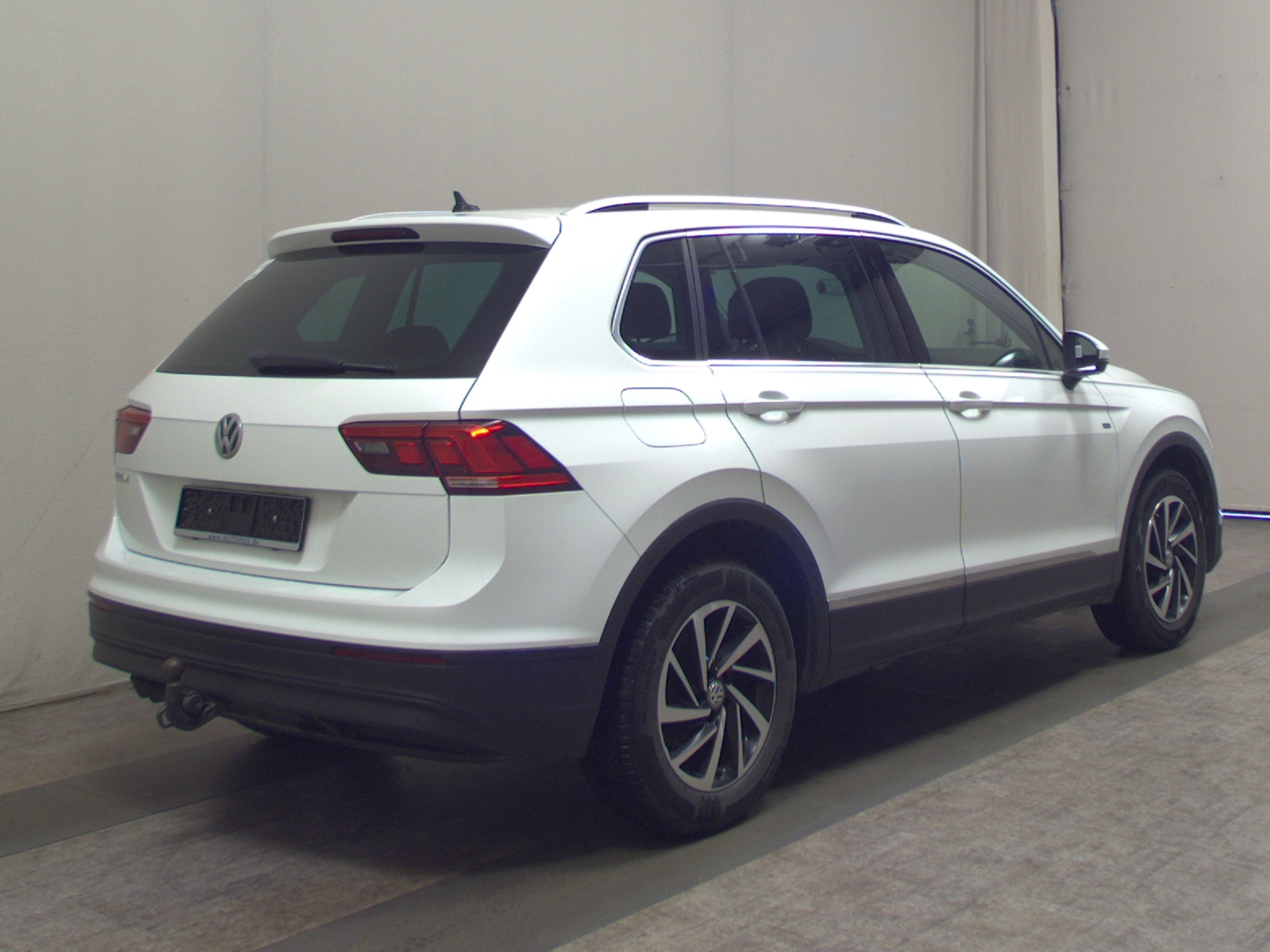 Volkswagen Tiguan 2.0 TDI Join Navi AHK PDC 4
