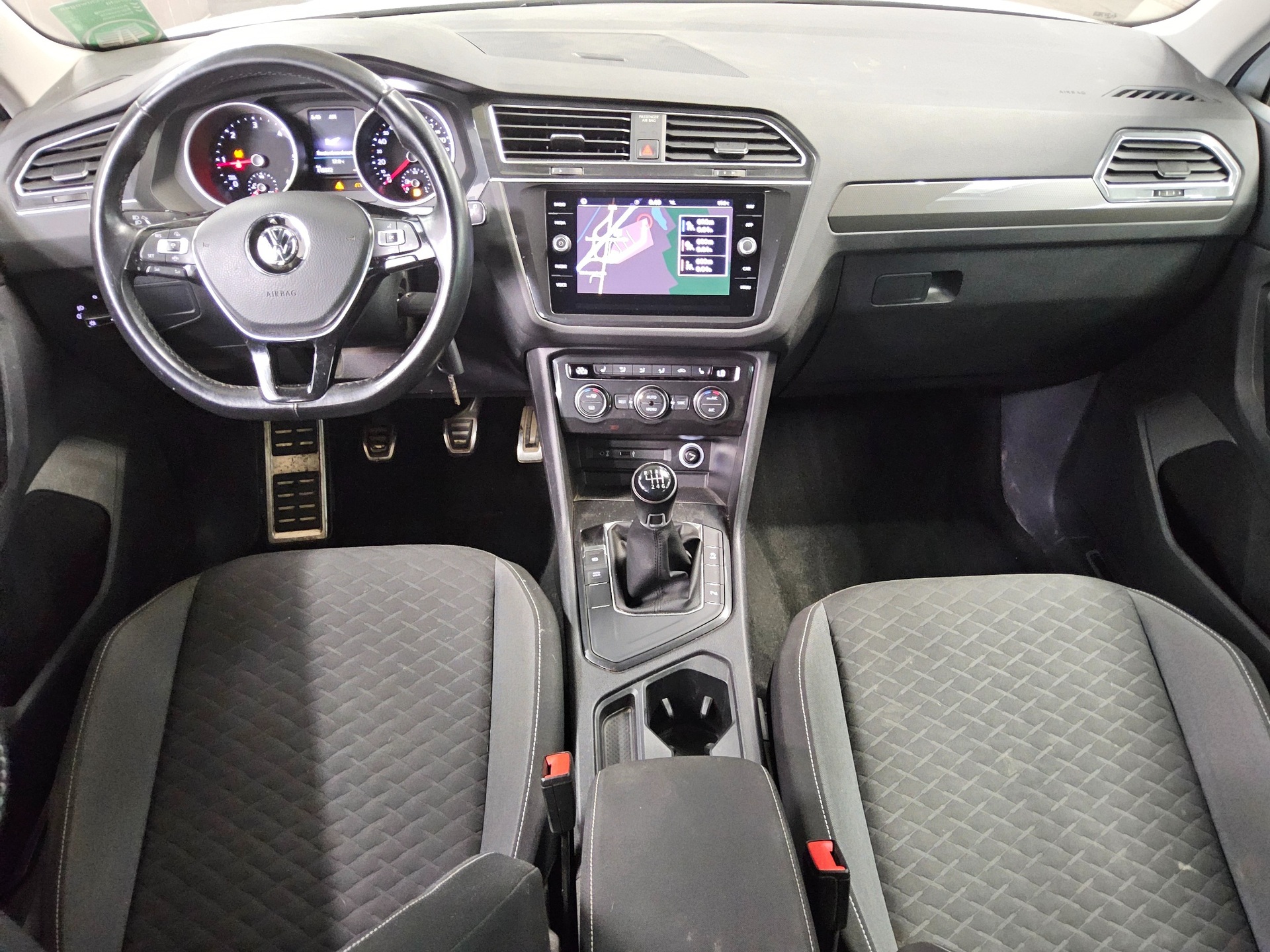 Volkswagen Tiguan 2.0 TDI Join Navi AHK PDC 5