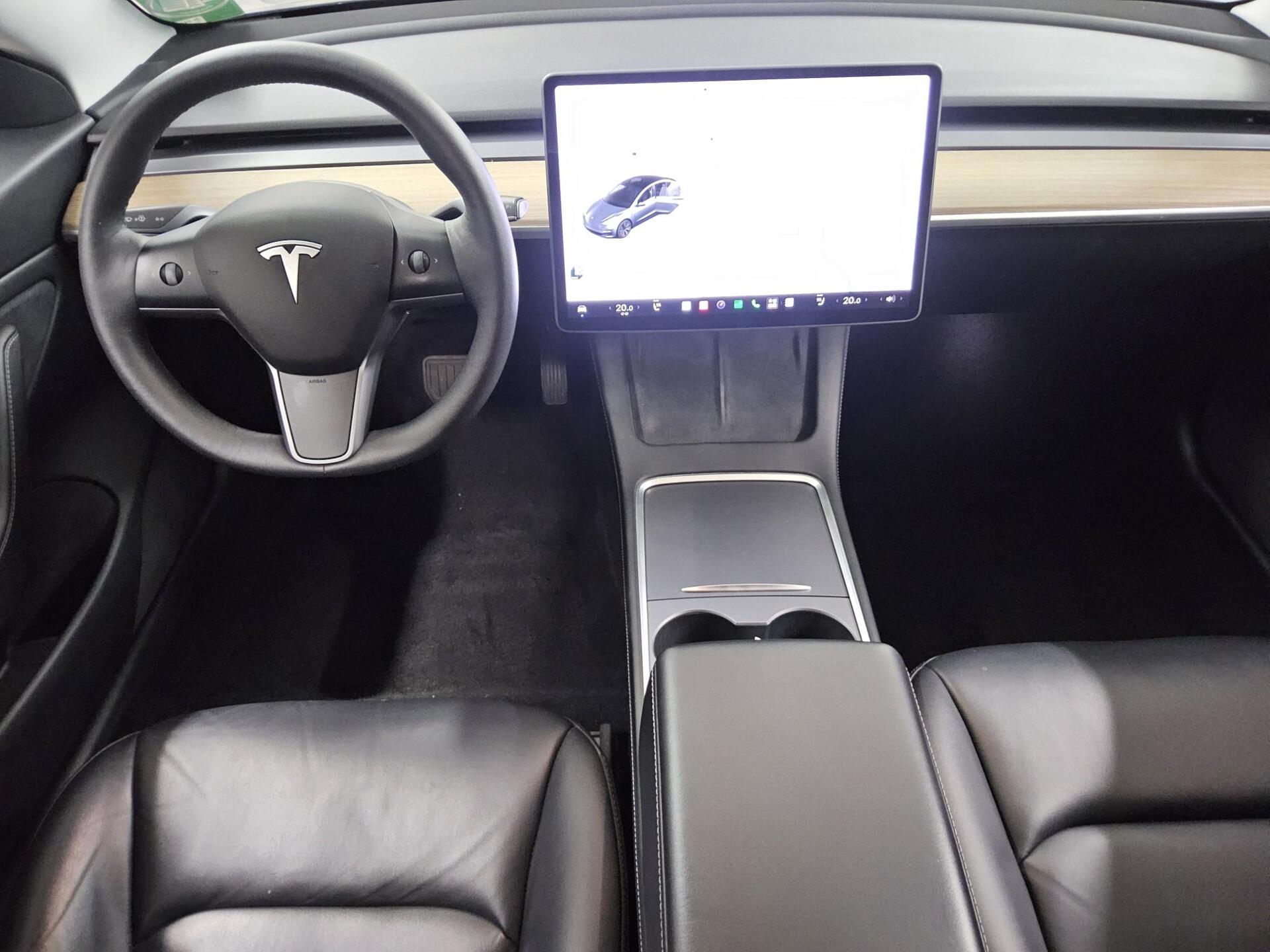 Tesla Model 3 Navi LED Pano Leder RFK 5