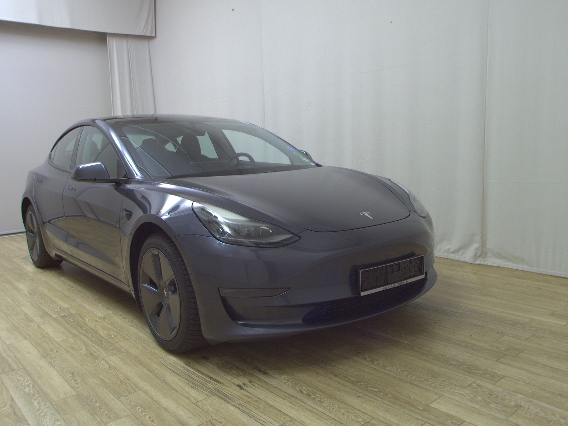 Tesla Model 3 Navi LED Pano Leder RFK 3