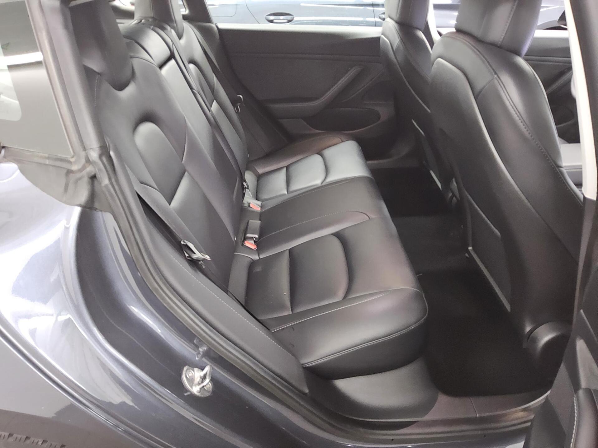 Tesla Model 3 Navi LED Pano Leder RFK 13