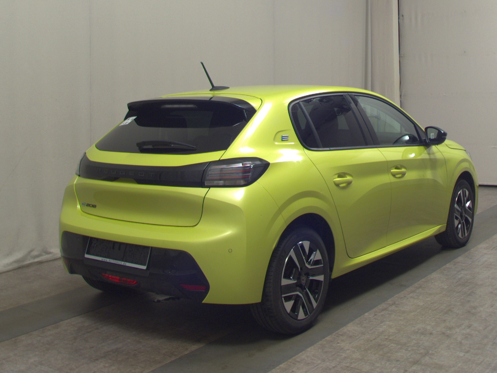 Peugeot 208 e-Style T-Leder Navi LED PDC 4