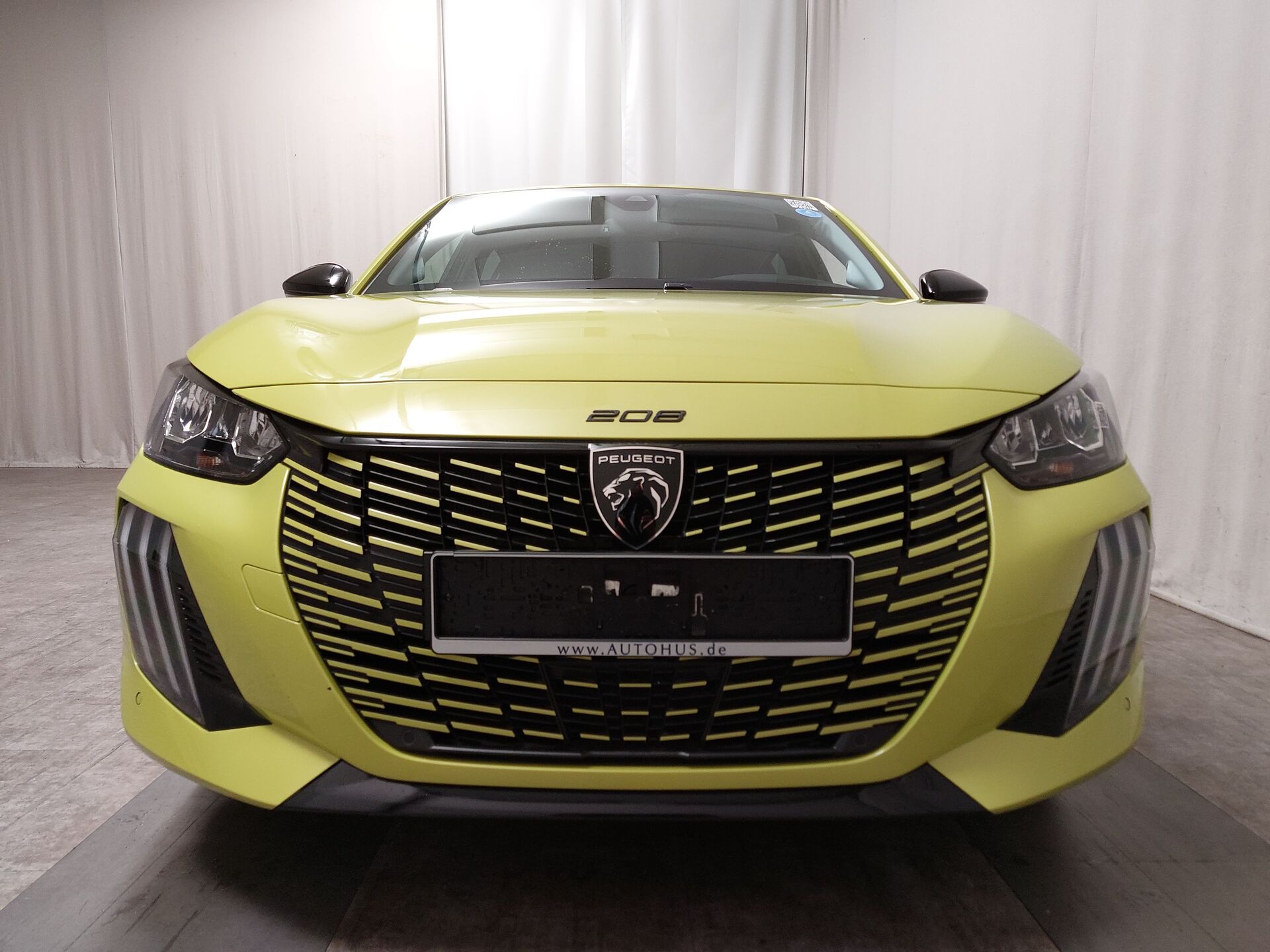 Peugeot 208 e-Style T-Leder Navi LED PDC 5