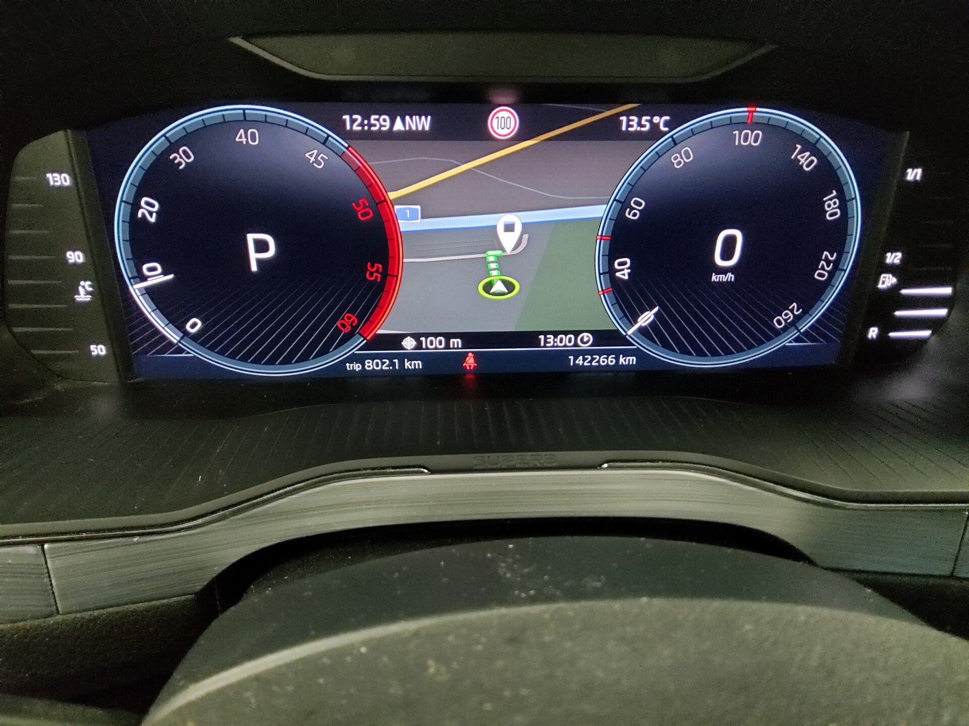Skoda Superb Kombi 2.0 TDI Ambition Navi LED vc StHzg 8