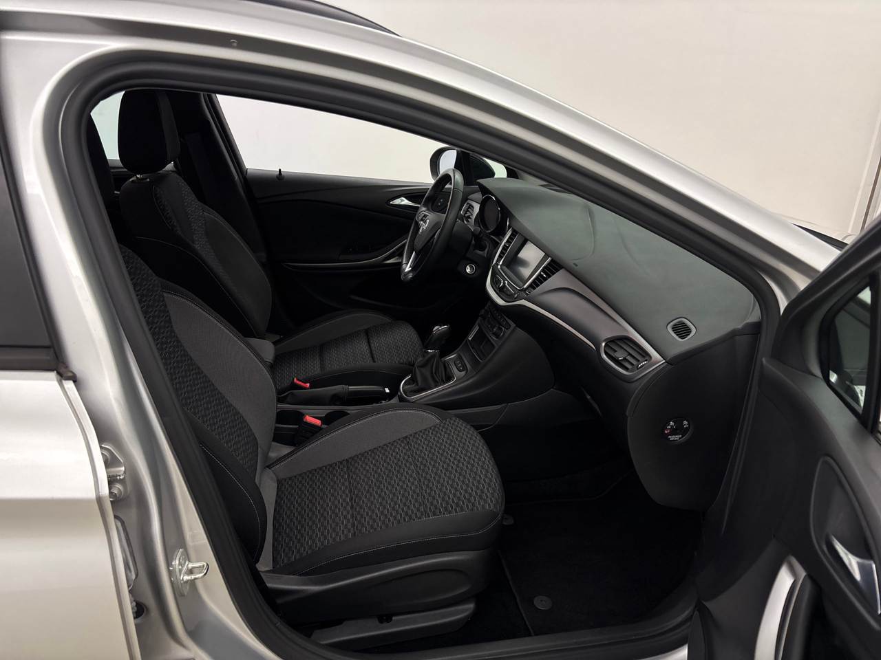 Opel Astra ST 1.2 Turbo Business Ed. NAVI LED ERGO-SITZ SHZ PDC 7