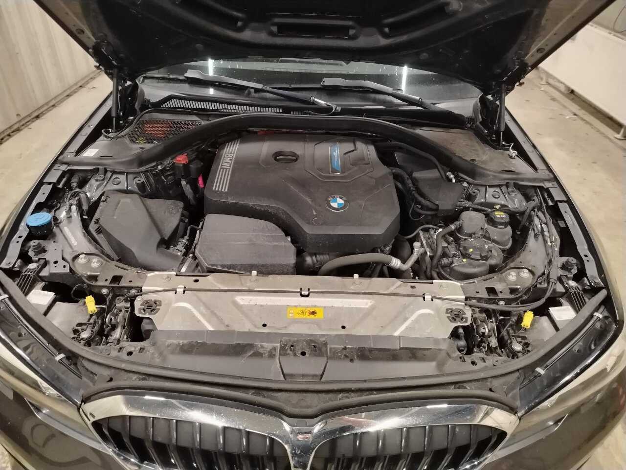 BMW 320e Advantage T-LEDER LED SPORTSITZE SHZ PDC 11