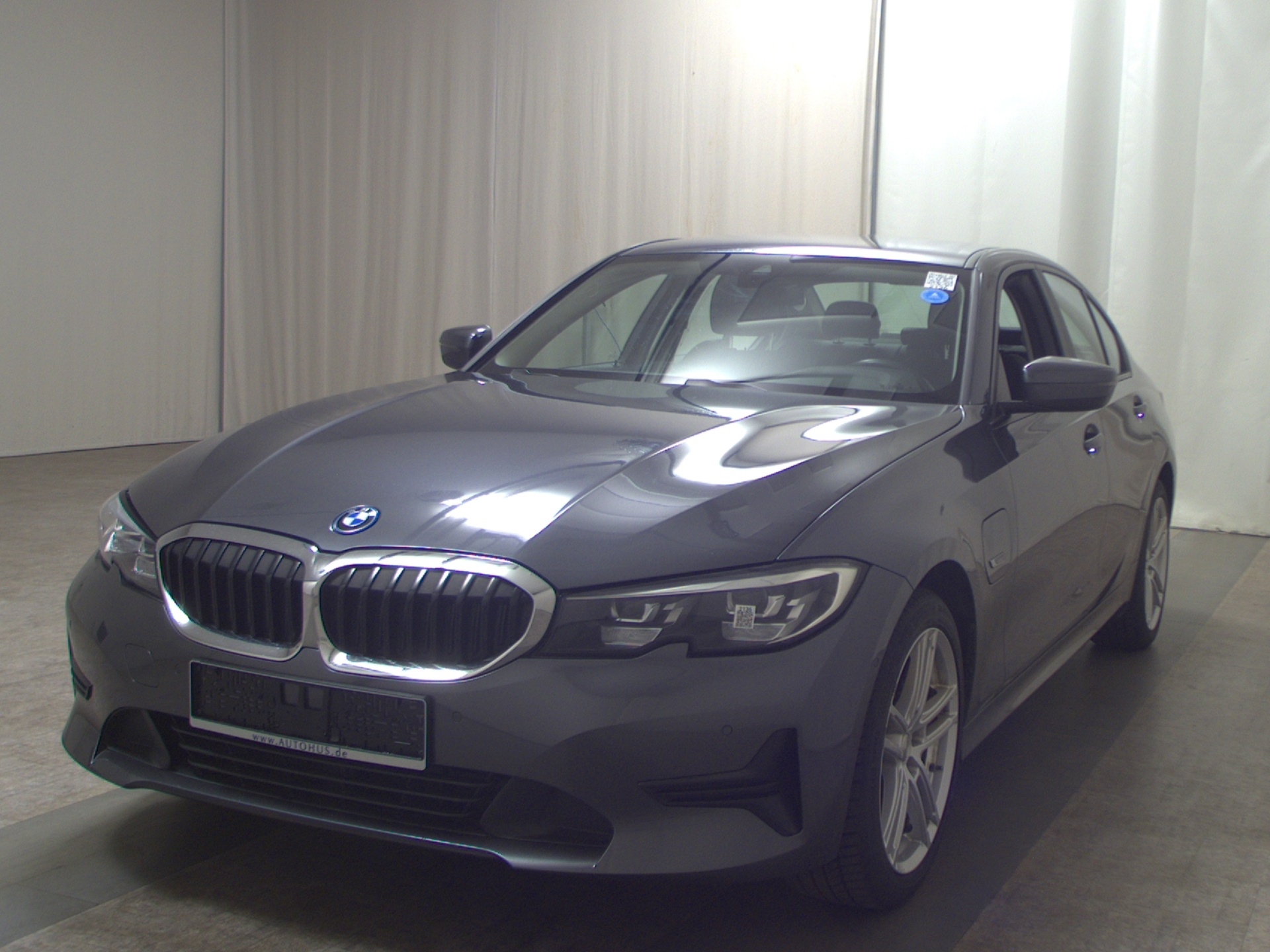 BMW 320 Advantage T-Leder Navi LED LC Pro 2