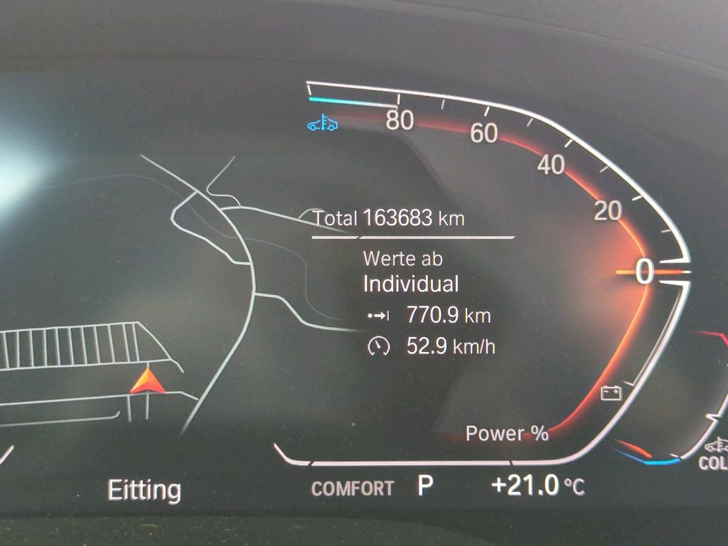 BMW 520dA Touring LEDER NAVI LED+ PANO SHZ 8