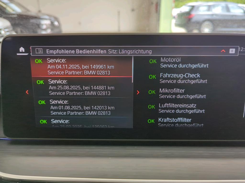 BMW 520dA Touring LEDER NAVI LED+ PANO SHZ 10